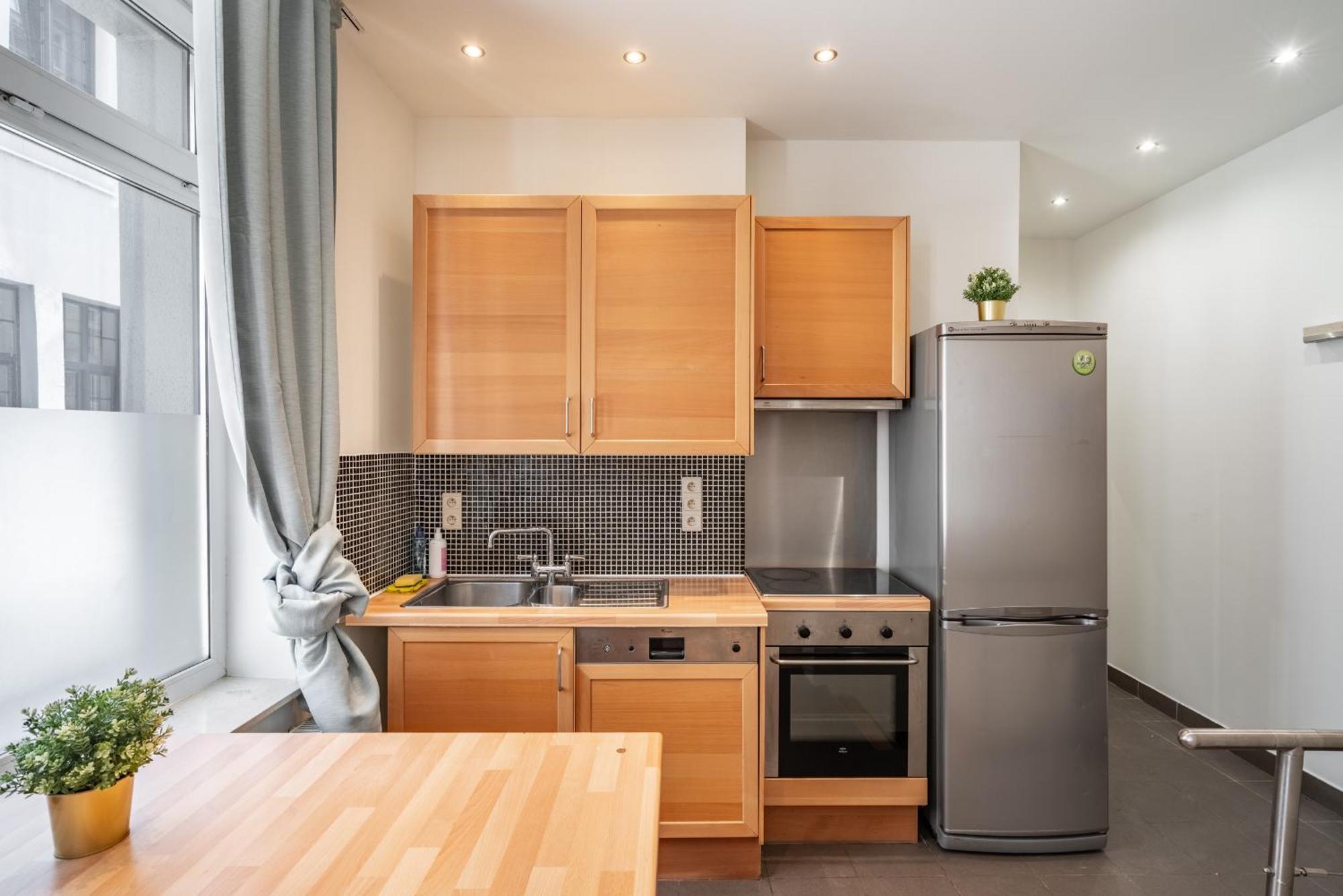 Authentic Apartments In The Center Of Amberes Exterior foto