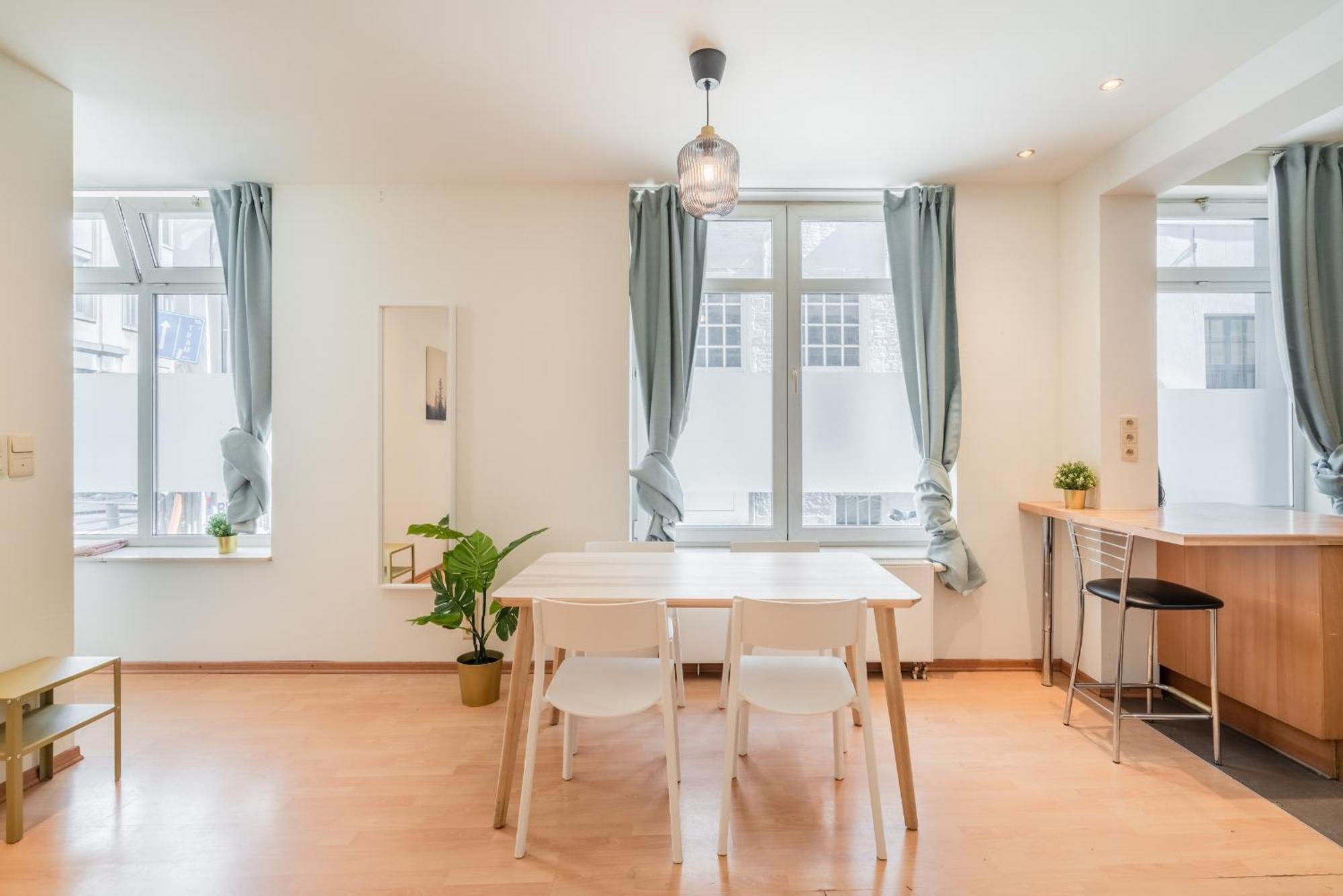 Authentic Apartments In The Center Of Amberes Exterior foto